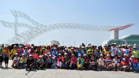 2012年蘭州員工沙湖、鎮(zhèn)北堡影視城兩日游(一）